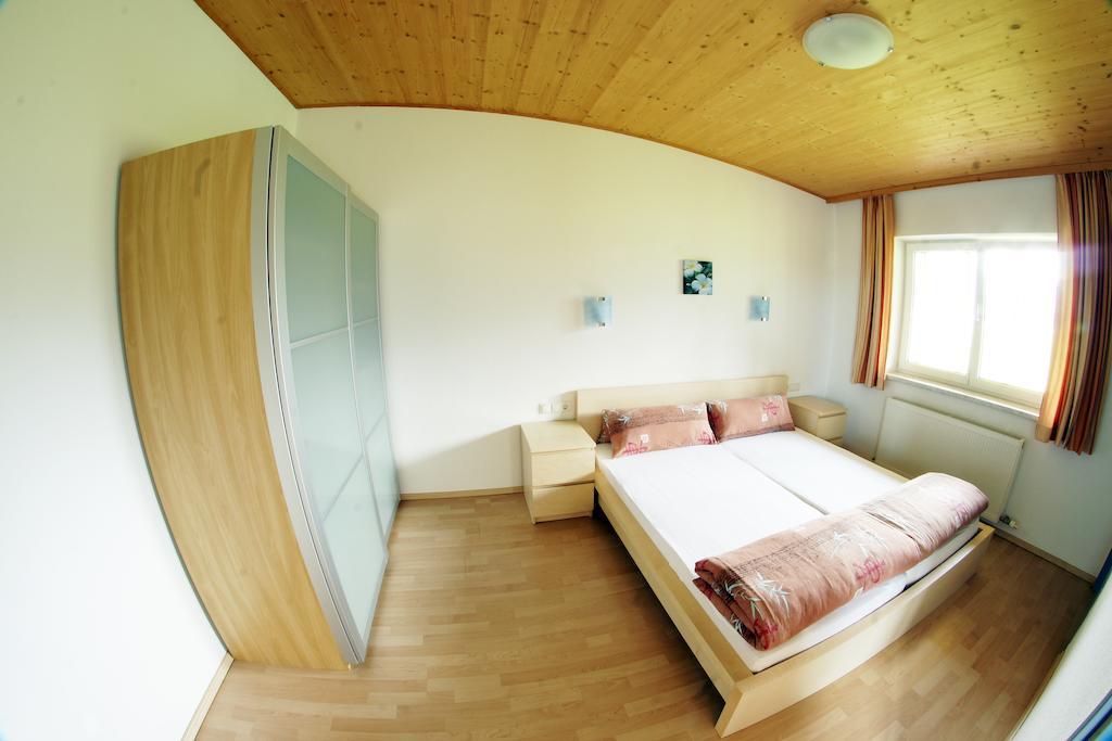Apartments Bauernhof Dismasn Hof Längenfeld Rum bild